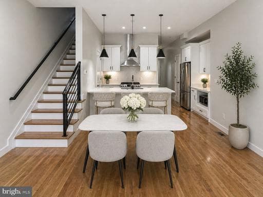 1420 STAPLES STREET 1 - Photo 1