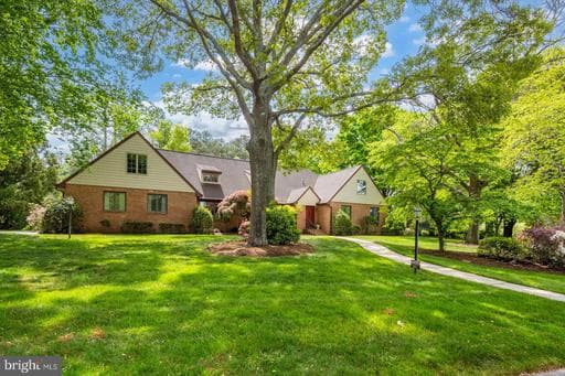 701 RIVERSIDE PINES COURT - Photo 1