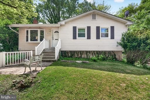 4716 ARBUTUS AVENUE - Photo 1
