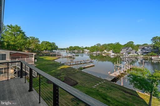 4936 LERCH DRIVE - Photo 1
