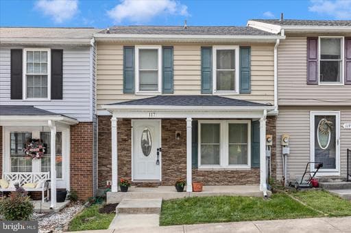 117 VALLEY VIEW COURT - Photo 1