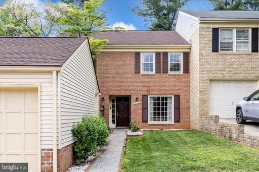 9409 Chatteroy Pl, Montgomery Village, MD 20886-1425, United States - Photo 1