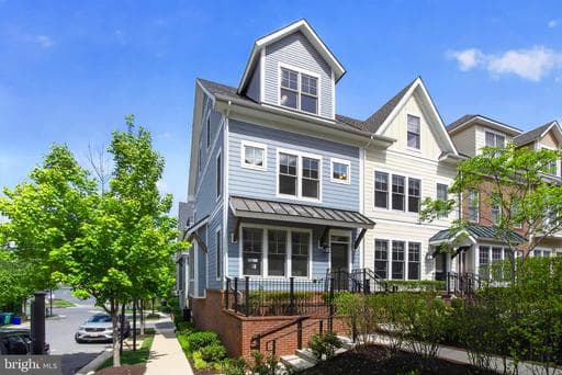 71 ELLSWORTH HEIGHTS STREET - Photo 1