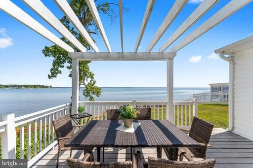 222 SHORE DRIVE