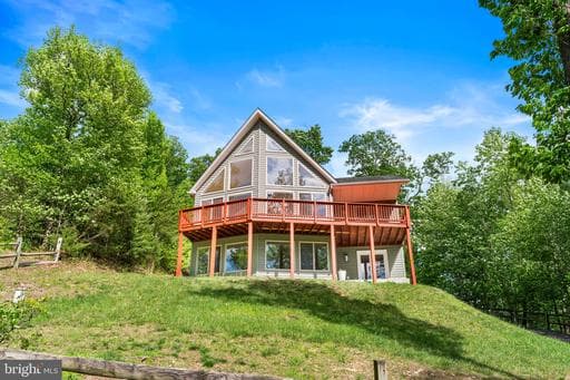 252 WENDY HILL ROAD - Photo 1