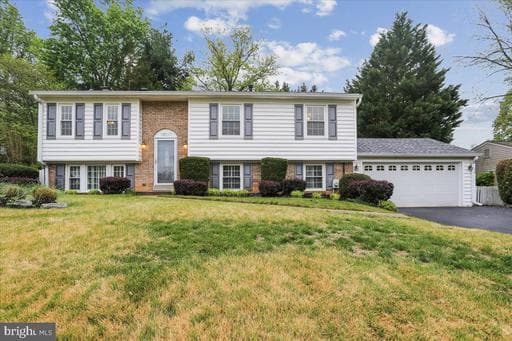 18017 OVERWOOD DRIVE - Photo 1