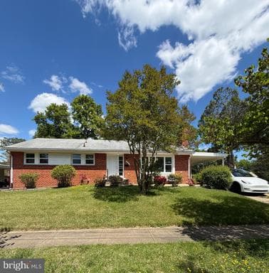 5901 85TH PLACE - Photo 1