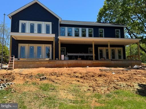 500 SURFSIDE DRIVE - Photo 1