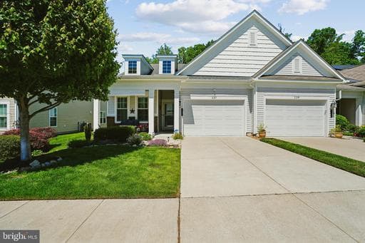 137 Long Point Dr, Fredericksburg, VA 22406-5451, United States - Photo 1