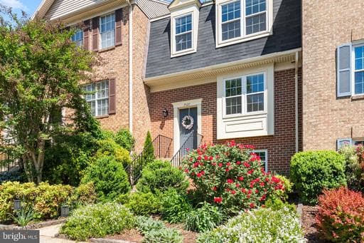 7027 Solomon Seal CT SPRINGFIELD VA 22152