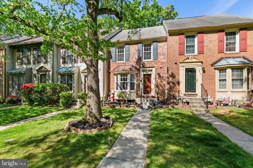 3810 ANGELTON COURT - Photo 1