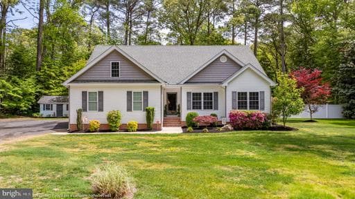 701 FRIAR TUCK LANE - Photo 1