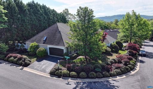 685 COURTYARD CT,CHARLOTTESVILLE,VA,22903,ALBEMARLE