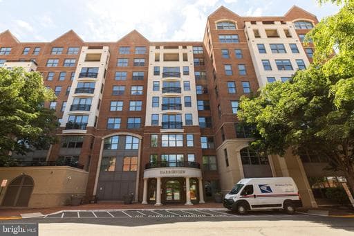 485 HARBOR SIDE STREET 100