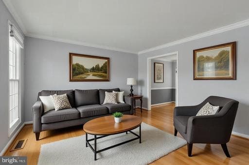 9318 HINES ESTATES DRIVE - Photo 1