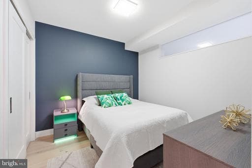 1211 VAN STREET 612