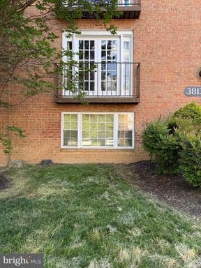 3813 SWANN ROAD 104 - Photo 1