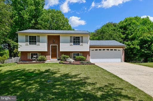 1928 CANONCHET COURT - Photo 1