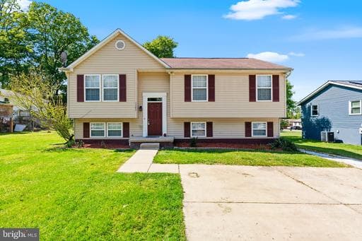 1404 LAFAYETTE AVENUE - Photo 1
