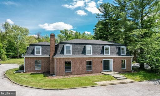 919 WINCHESTER DRIVE - Photo 1