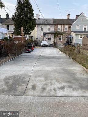 6537 PARNELL - Photo 1