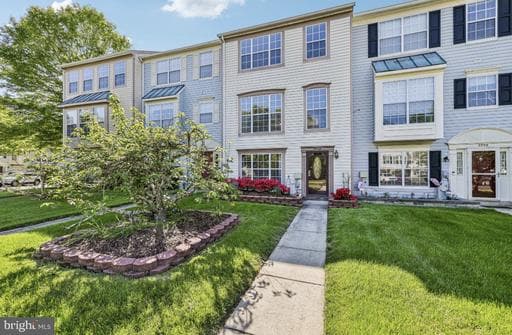2558 AMBLING CIRCLE - Photo 1