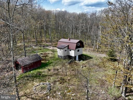 1290 GASWELL ROAD - Photo 1