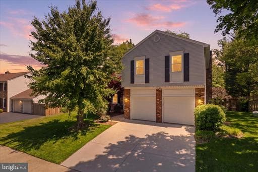 7599 WOODSTOWN DRIVE - Photo 1
