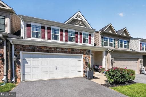 9739 KNOWLEDGE DRIVE - Photo 1