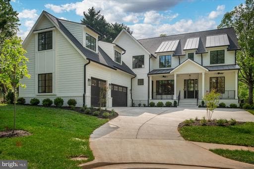 1800 MONZA ROAD - Photo 1