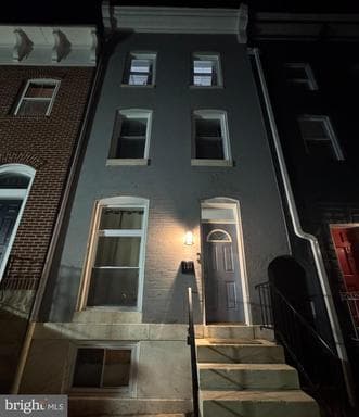 109 N CHESTER STREET - Photo 1