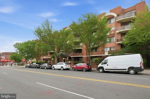 2320 WISCONSIN AVENUE 216 - Photo 1