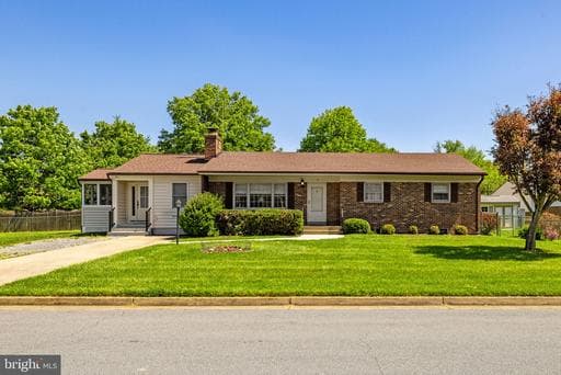 15 HAMILTON TERRACE DRIVE - Photo 1