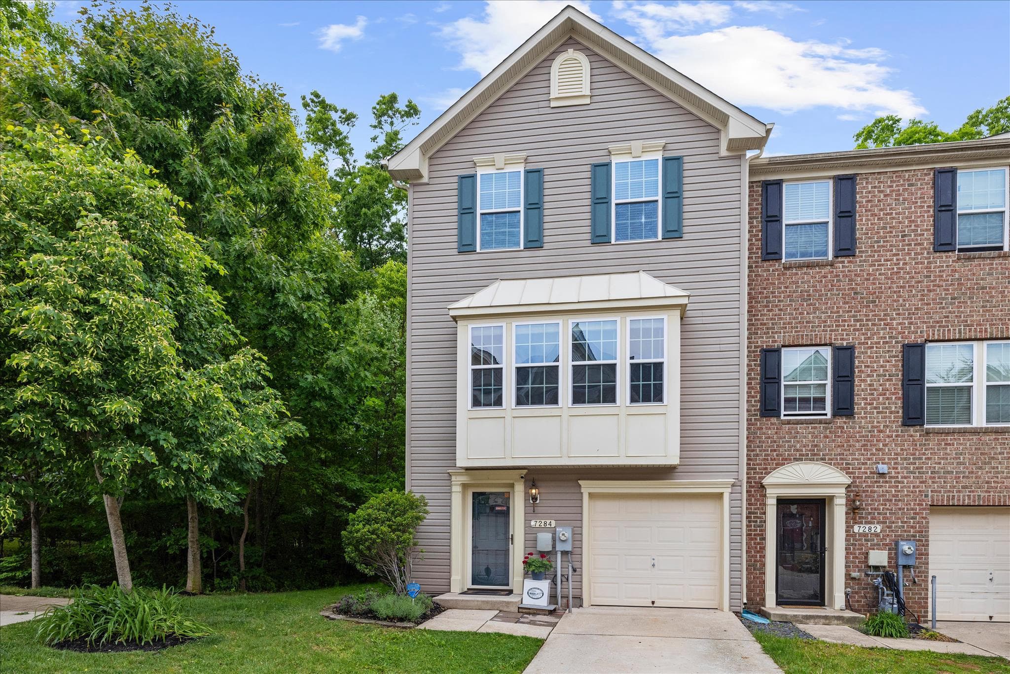 7284 STALLINGS DRIVE - Photo 1