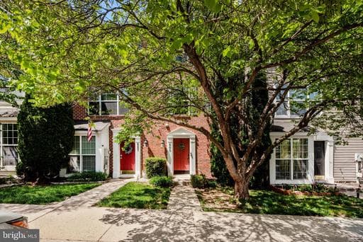 605 TIVOLI ROAD - Photo 1