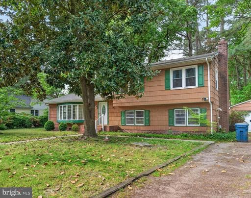 518 LOBLOLLY LANE