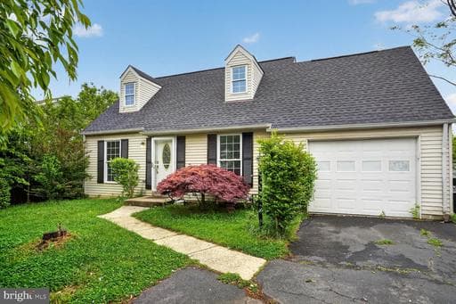 5815 Riverside Dr, Woodbridge, VA 22193-3751, United States
