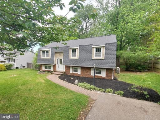 1122 Crestview Dr, Annapolis, MD 21409-4841, United States - Photo 1