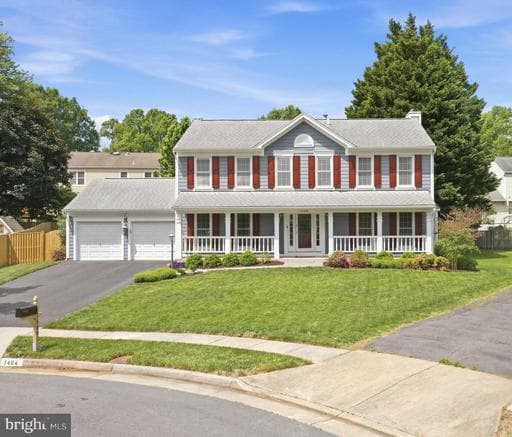 1404 Rock Ridge Ct, Herndon, VA 20170-2884, United States - Photo 1