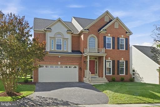 10816 MAPLECREST LANE - Photo 1
