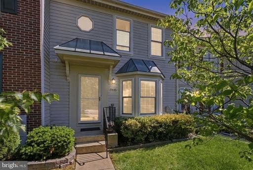 7985 BRIGHTMEADOW COURT - Photo 1