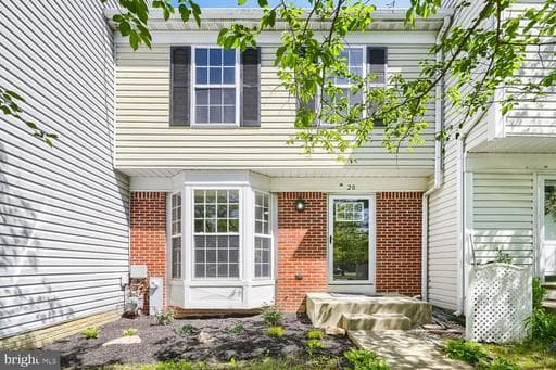 20 STRETHAM COURT - Photo 1