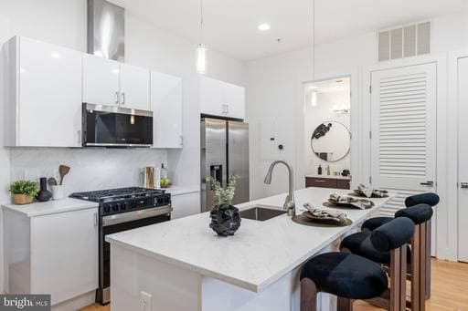 1837 Kalorama Rd NW, Washington, DC 20009-8136, United States - Photo 1