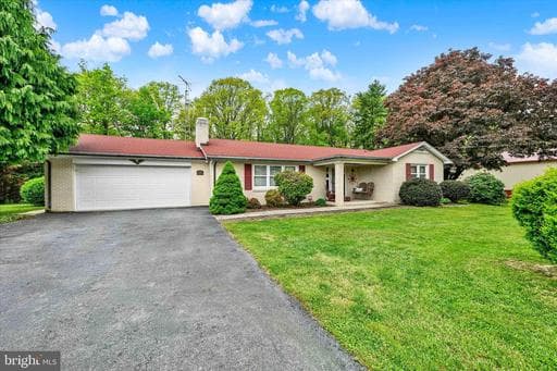 1609 FAIRMOUNT ROAD - Photo 1