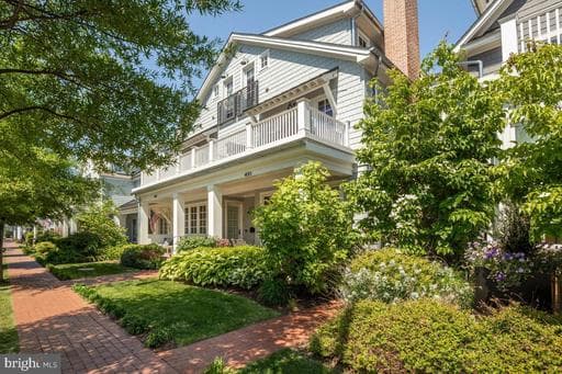 400 CHESAPEAKE AVENUE 2-101 - Photo 1
