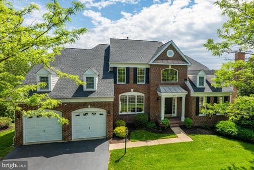 19988 HAZELTINE PLACE - Photo 1