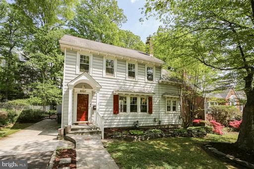 6707 44TH AVENUE - Photo 1