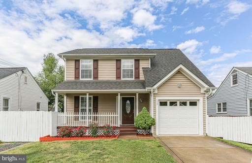 110 MOSBY STREET - Photo 1