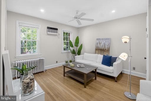 2228 40TH STREET 1 - Photo 1