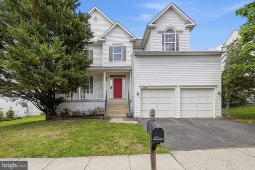 1226 BARKSDALE DRIVE - Photo 1